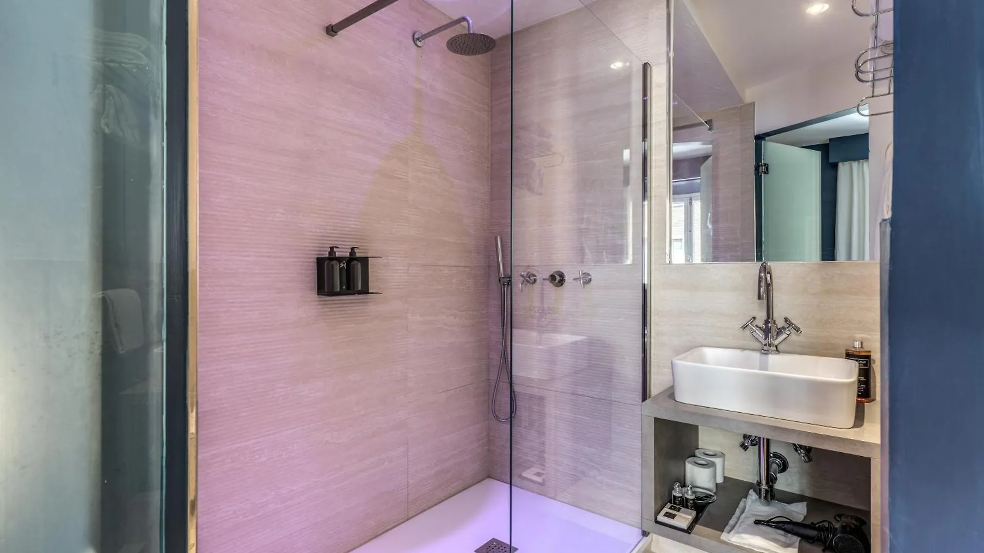 Hotel Telier Ripetta One à Rome Maison d'hôtes